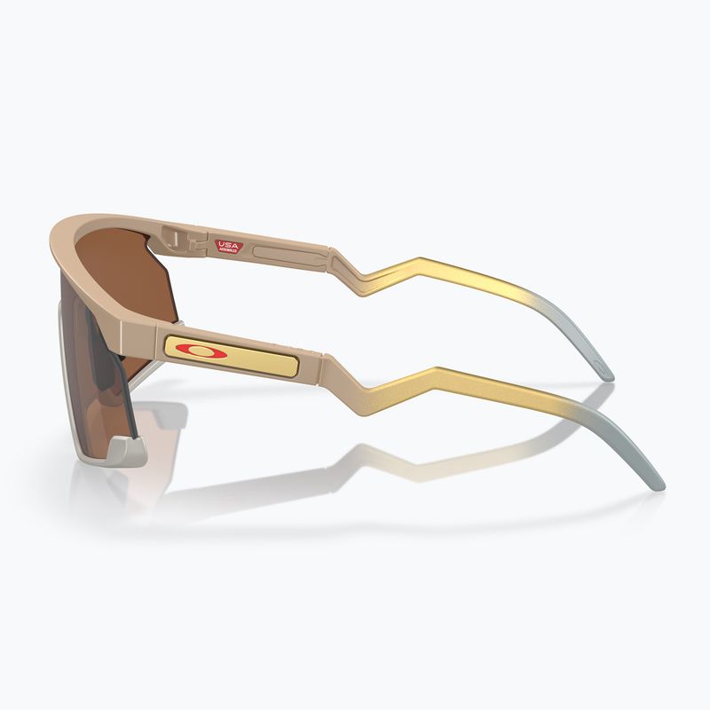 Oakley Bxtr Patrick Mahomes II матов терен тен/призматичен волфрам слънчеви очила 8