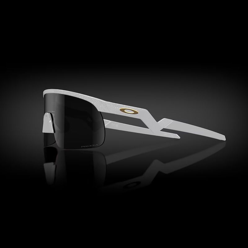 Детски слънчеви очила Oakley Resistor PC pearl white/prizm black 3