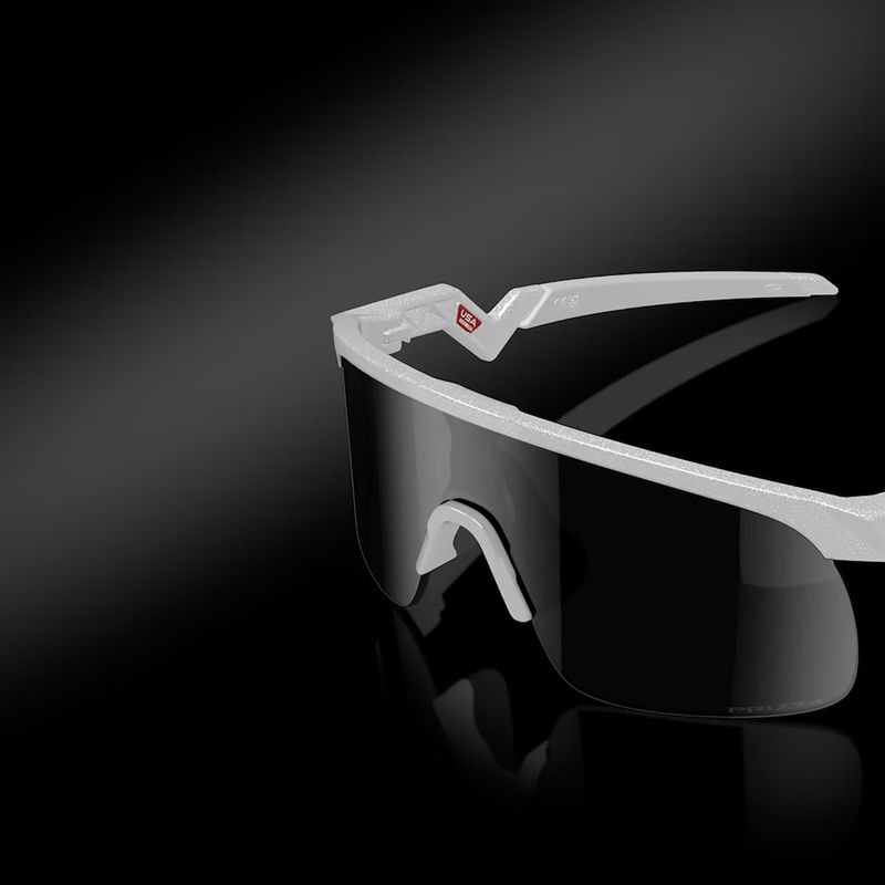 Детски слънчеви очила Oakley Resistor PC pearl white/prizm black 5