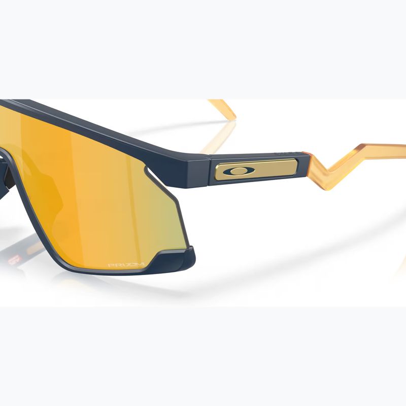 Слънчеви очила Oakley Bxtr matte abyss/prizm 24k 6