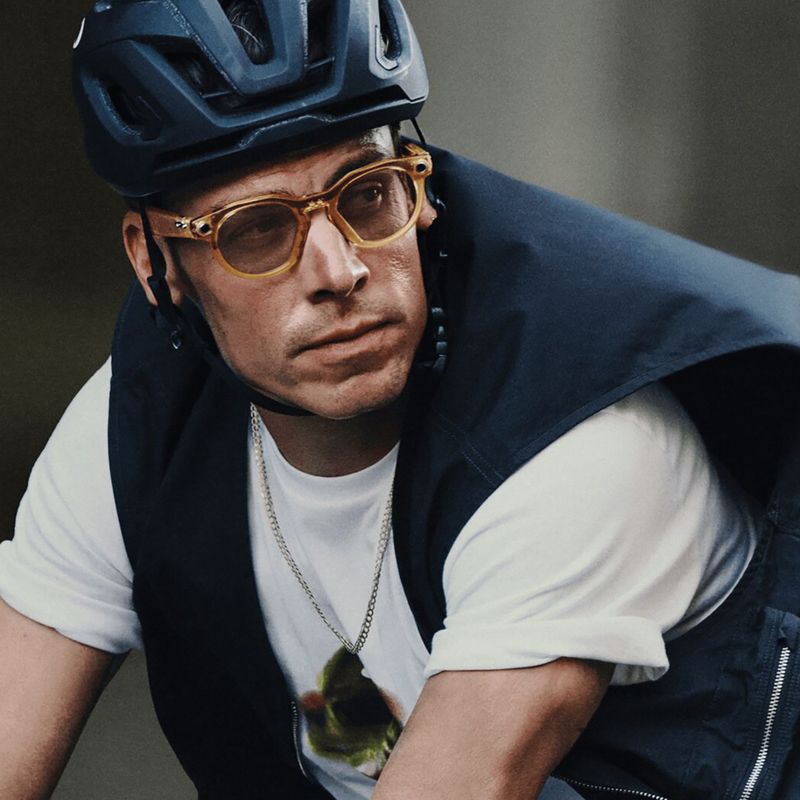 Очила с камера Oakley Meta HSTN light curry/transitions brown 11