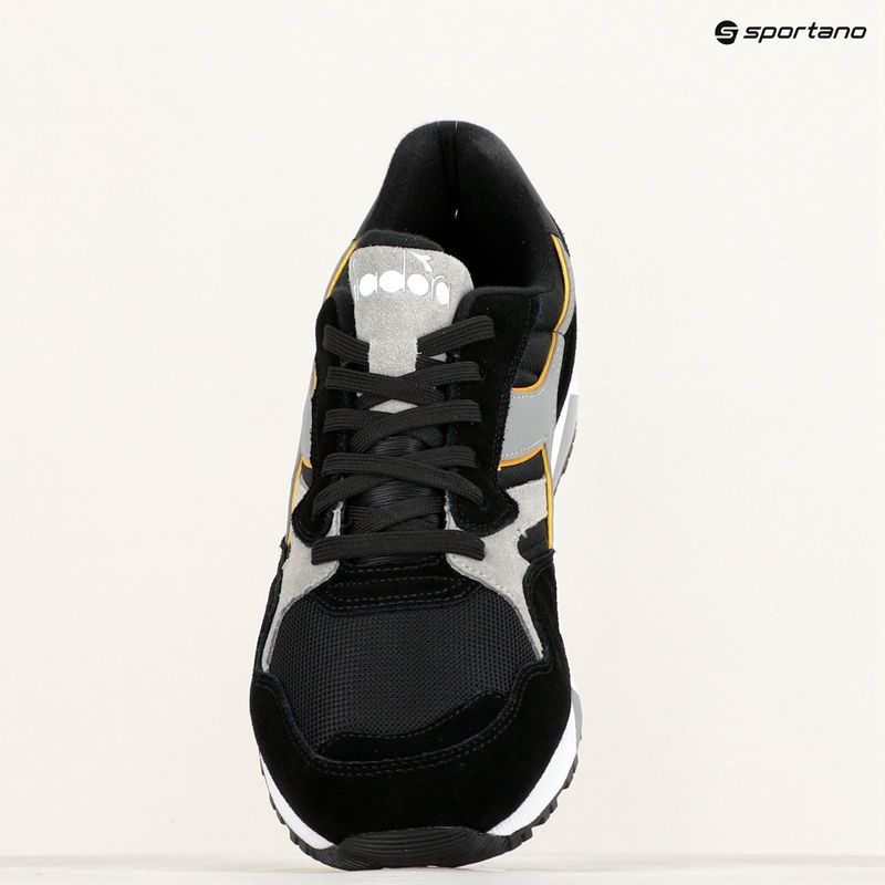 Обувки Diadora N902 nero/nero 11