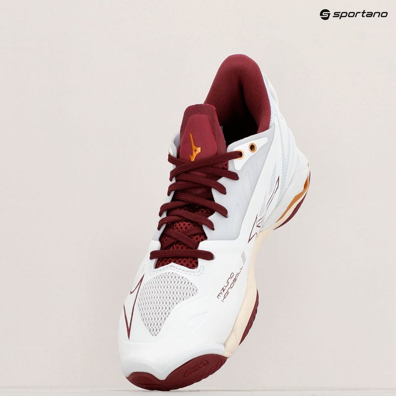 Дамски обувки за хандбал Mizuno Wave Mirage 5 white/cabernet/mp gold 9
