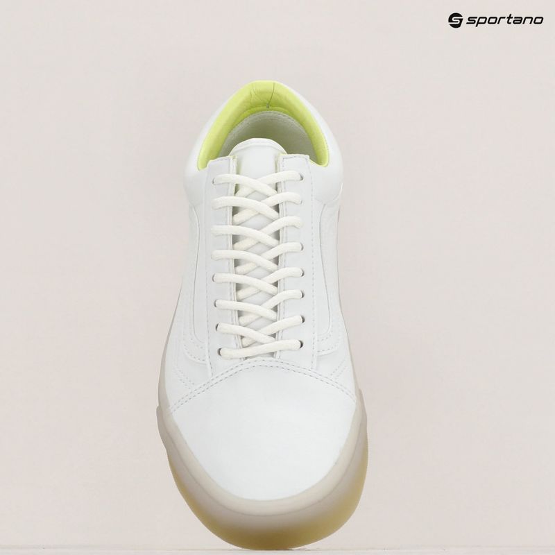 Бели обувки Vans Old Skool 9