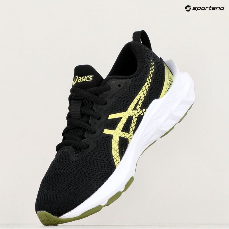 Детски обувки за бягане ASICS Novablast 2 GS black/glow yellow 17