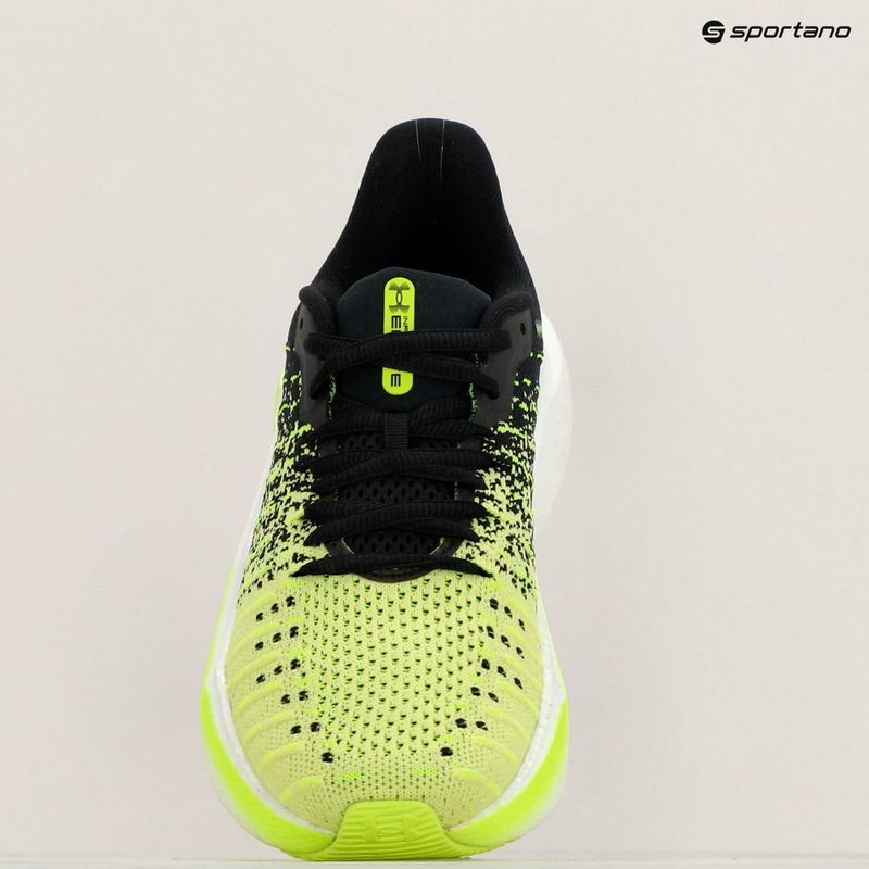 Дамски обувки за бягане Under Armour Infinite Elite black/sonic yellow/high vis yellow 9