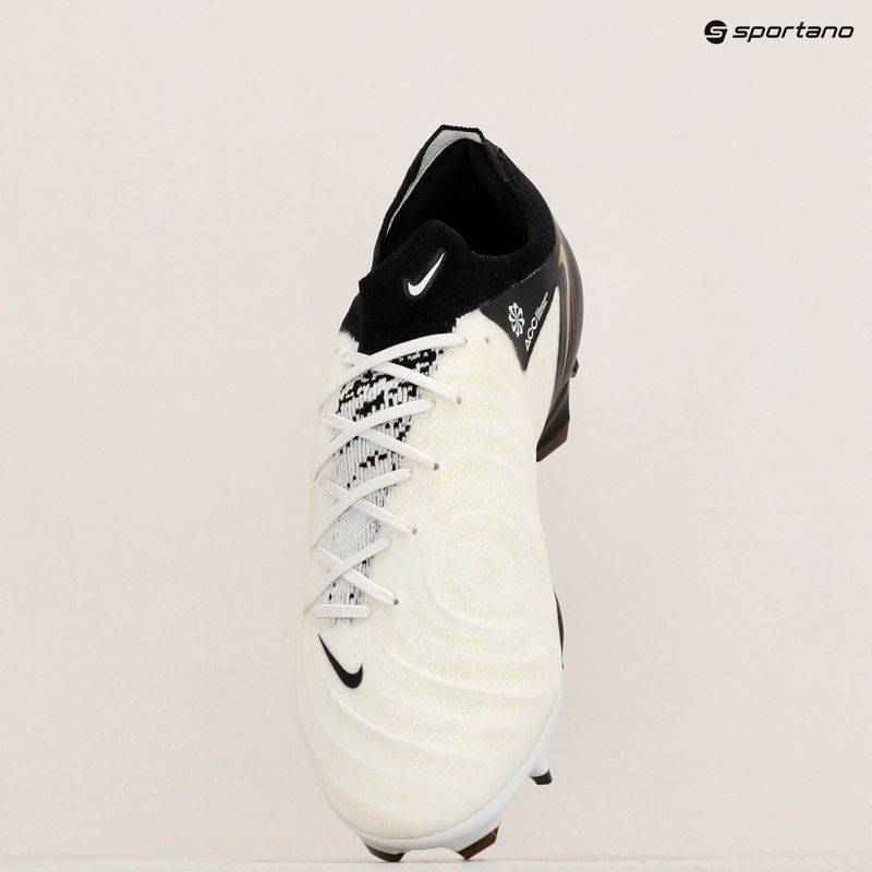 Мъжки футболни обувки Nike Phantom GX II Pro FG white/metallic gold coin/black 9