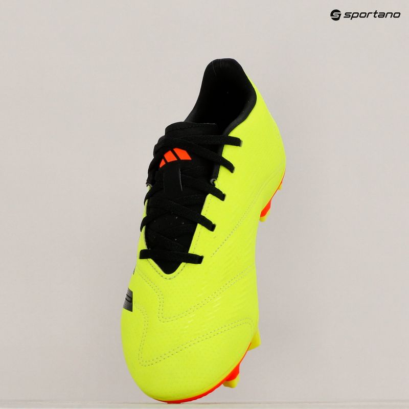 Мъжки футболни обувки adidas Predator Club FxG 11