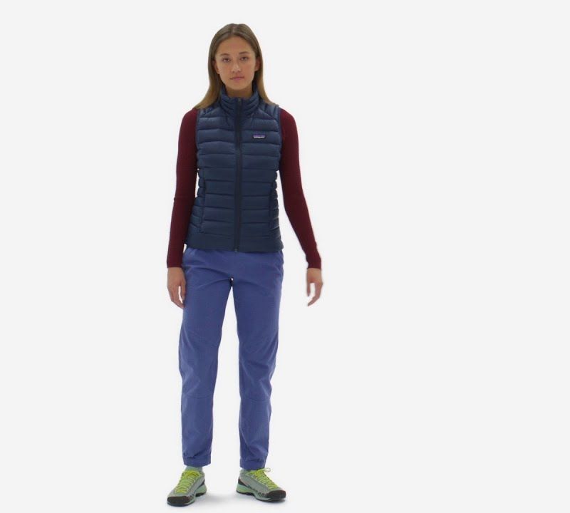 Дамски елек Patagonia Down Sweater night plum 8