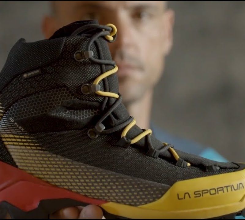 Високопланински ботуши Aequilibrium ST GTX black/hibiscus за жени на La Sportiva 11