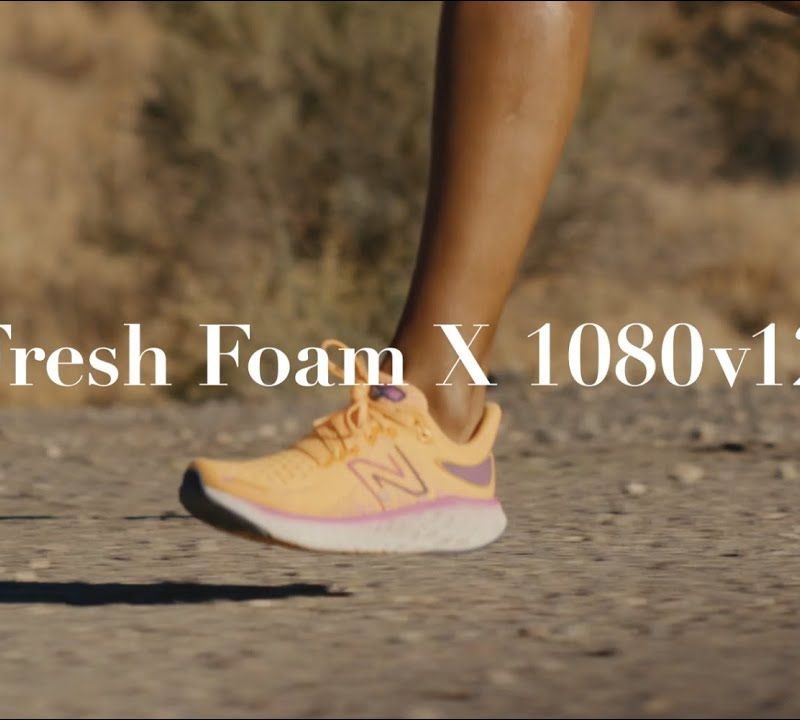 Мъжки обувки за бягане New Balance 1080V12 черен NBM1080B12.D.085 12