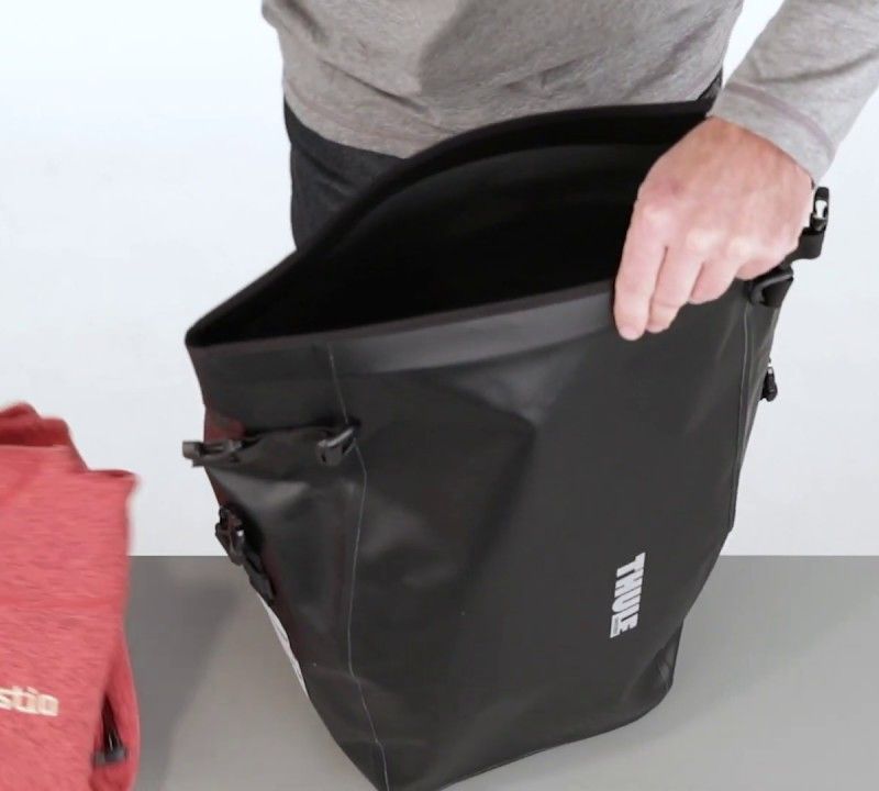 Thule Shield Pannier 25L синьо 3204210 калници за велосипеди 4