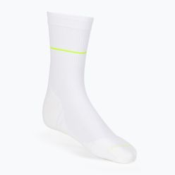 CEP Heartbeat мъжки къси чорапи за бягане с компресия бели WP3CPC2