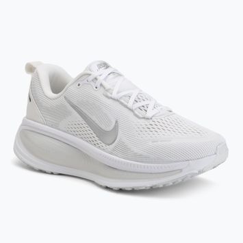 Дамски обувки за бягане Nike Vomero 18 white/photon dust/metallic silver