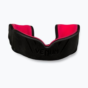 Единичен протектор за уста Venum Challenger black/raspberry
