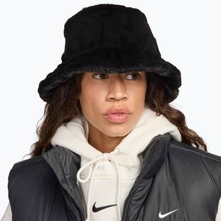 Шапка с периферия Nike Apex Faux Fur black
