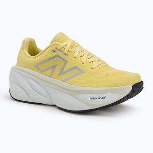 New Balance Fresh Foam X More v5 пергаментови дамски обувки за бягане
