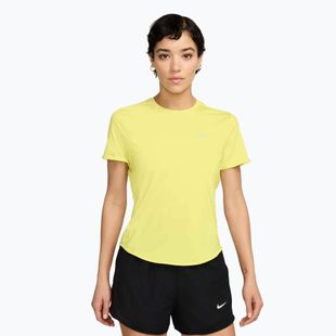 Дамска тениска за бягане Nike Swift Dri-Fit light zitron