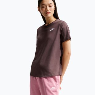 Дамска тениска Nike Sportswear Club Essentials tatoo/white