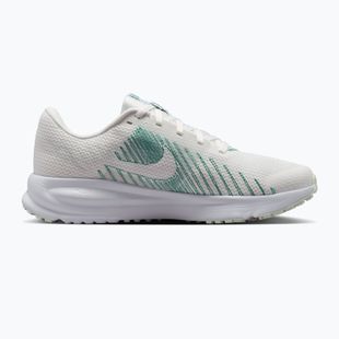 Дамски обувки за бягане Nike Run Defy summit white/white/metallic silver