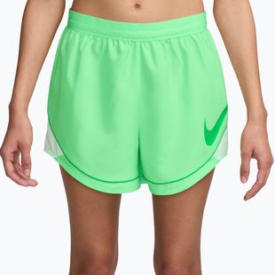 Дамски шорти за бягане Nike Tempo Dri-Fit Unlined illusion green/barely green/green spark