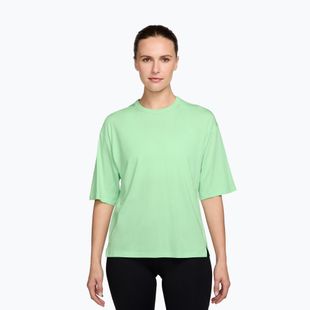 Дамска тренировъчна тениска Nike 24.7 ImpossiblySoft Light cucumber calm/illusion green