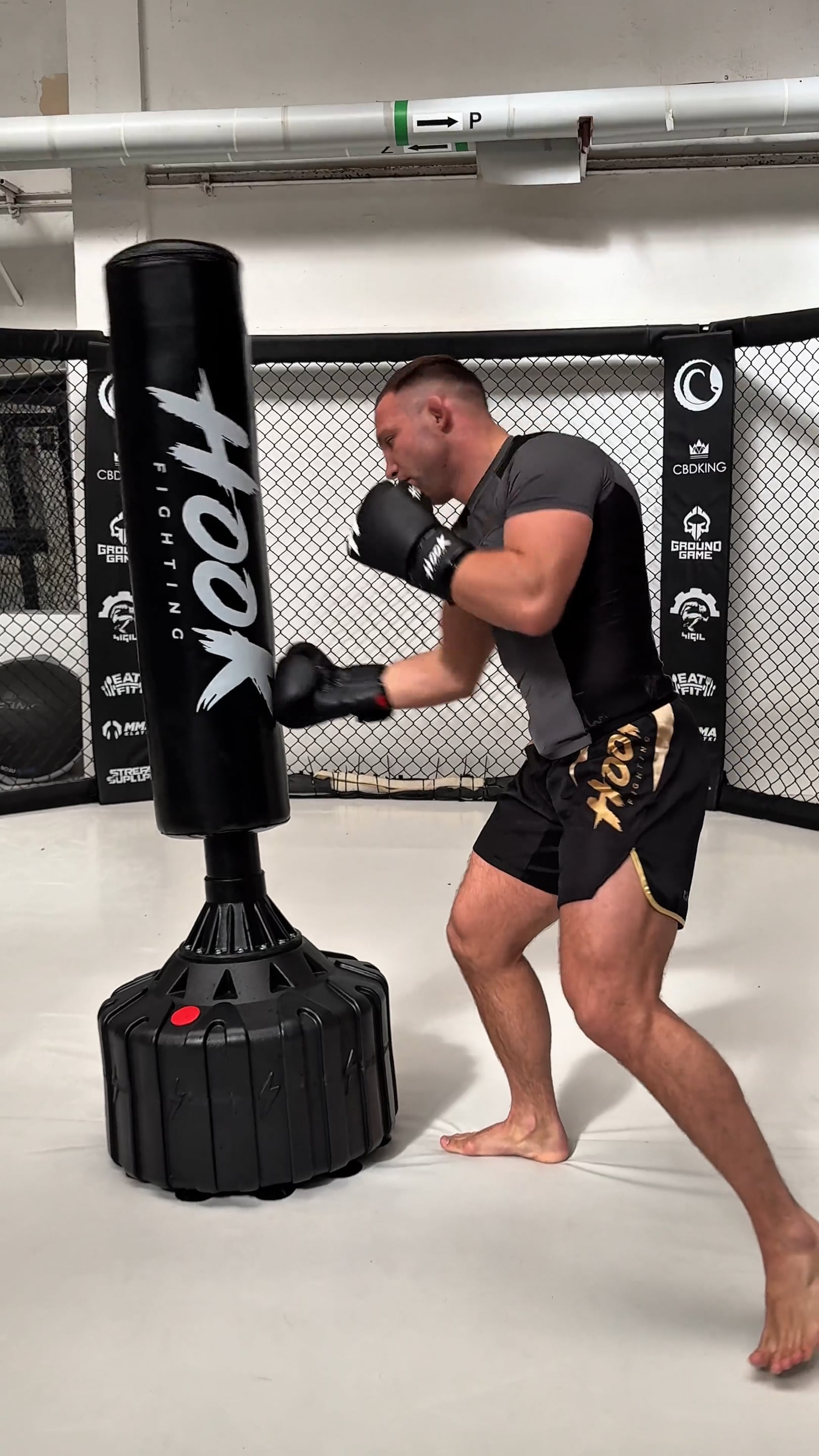 Боксов чувал HOOK HKF-SBB180 black