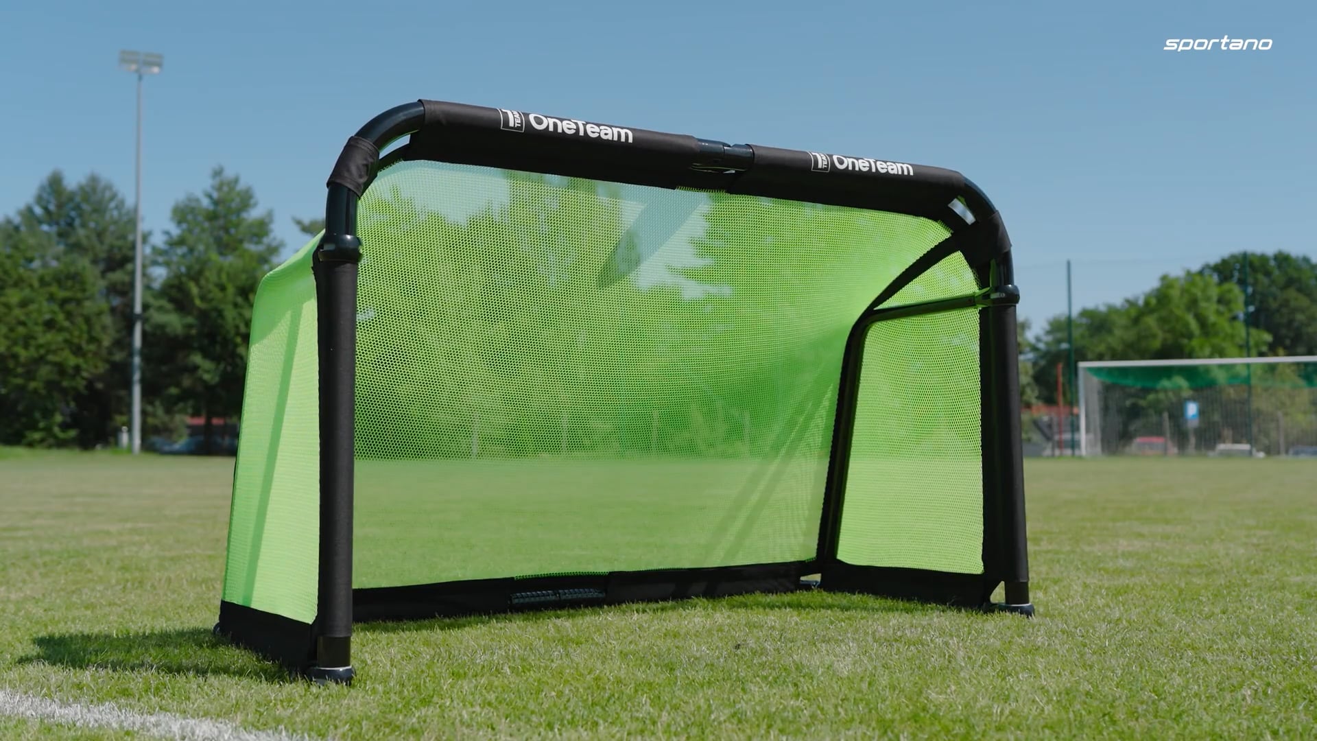 Футболна врата OneTeam SWIFTGOAL 150 x 90 cm foldable black/green