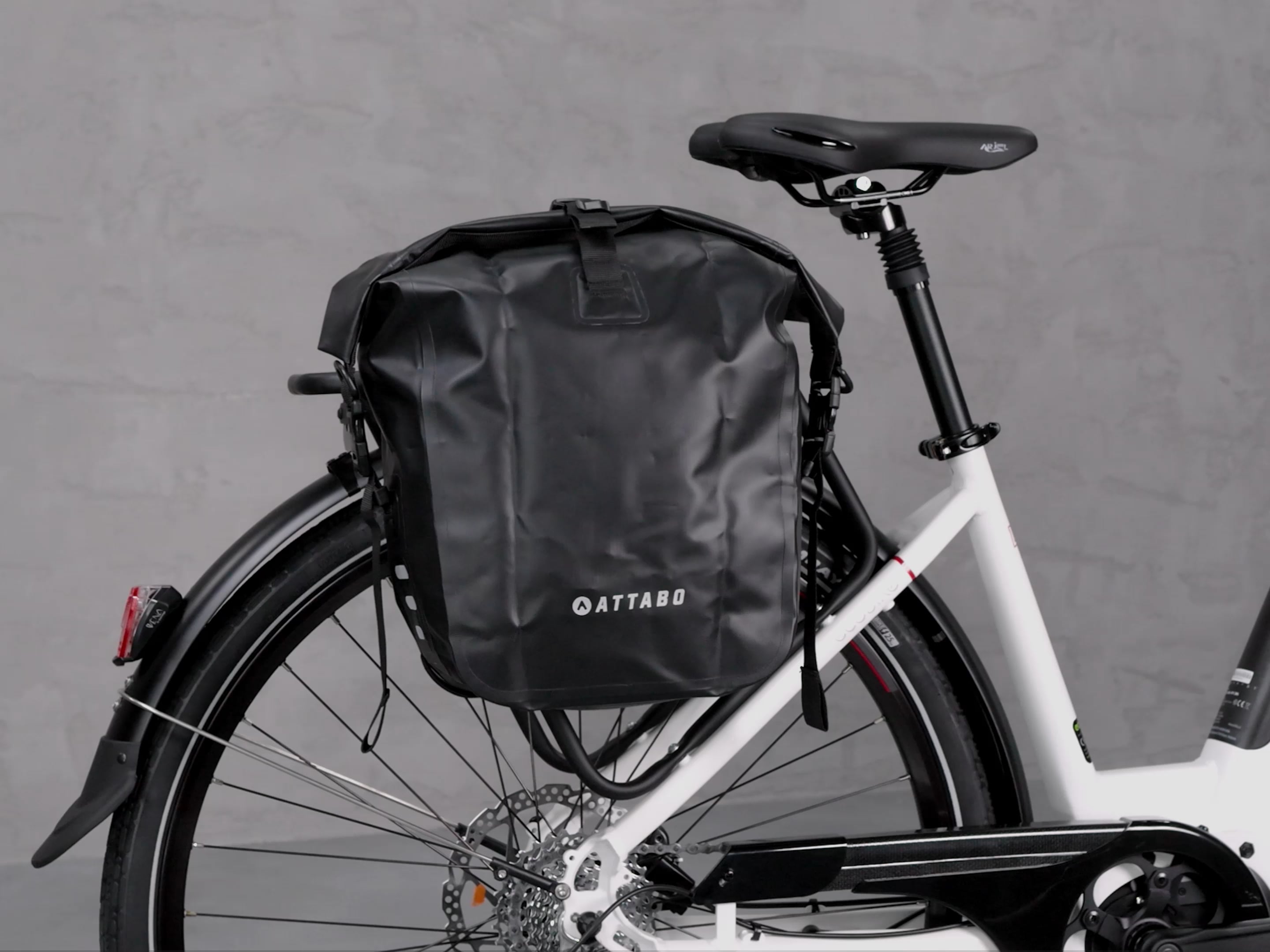 Велосипедна чанта ATTABO 20L APB-475